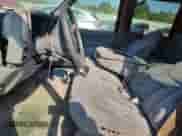 1999 Chevrolet Suburban с VIN 3GNEC16R8XG179670, выставлен на аукционе Copart как лот 85699835 с пробегом 343 415 миль миль и Списание • Salvage title. История ставок и продаж доступна на DreamBid. Изображение 7.