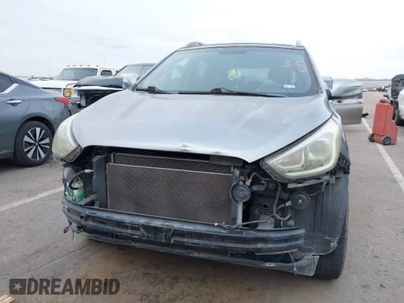 2014 Hyundai Tucson SE с VIN KM8JU3AG5EU909045, выставлен на аукционе IAAI как лот 43144496 с пробегом 88 474 миль миль и . История ставок и продаж доступна на DreamBid. Изображение 6.