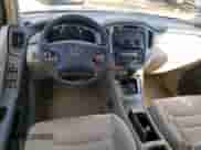 2003 Toyota Highlander с VIN JTEGF21A330072259, выставлен на аукционе Copart как лот 81880395 с пробегом 248 291 миль миль и Списание • Salvage title. История ставок и продаж доступна на DreamBid. Изображение 8.