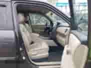 2015 Honda Pilot LX z VIN 5FNYF4H23FB037097, wystawiony jako IAAI lot #43488162 z przebiegiem 191 258 mil mil oraz . Historia ofert i sprzedaży dostępna na DreamBid. Obrazek 5.