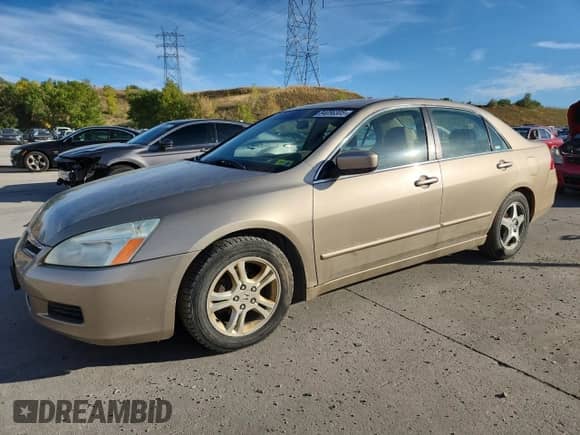 2007 Honda Accord EX with VIN 1HGCM567X7A049554, listed as a Copart auction lot 84056305 with 229,927 mi miles and Clean title. Bid and sale history available at DreamBid. Image 1.