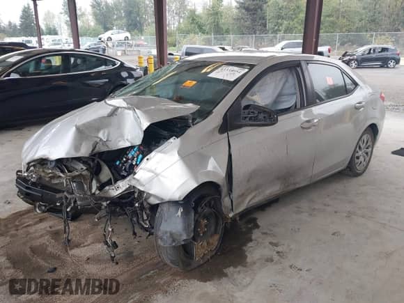 2019 Toyota Corolla L с VIN 5YFBURHE3KP926709, выставлен на аукционе IAAI как лот 43335054 с пробегом Не указан миль и . История ставок и продаж доступна на DreamBid. Изображение 2.