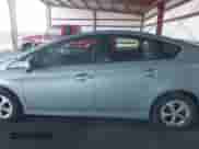 2015 Toyota Prius Four z VIN JTDKN3DU6F1961861, wystawiony jako IAAI lot #43326230 z przebiegiem 184 652 mil mil oraz . Historia ofert i sprzedaży dostępna na DreamBid. Obrazek 15.