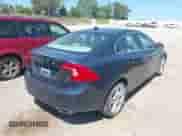 2015 Volvo S60 T5 Premier с VIN YV1612TK5F1340600, выставлен на аукционе IAAI как лот 42608394 с пробегом 123 613 миль миль и . История ставок и продаж доступна на DreamBid. Изображение 4.