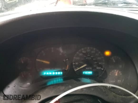 1998 Chevrolet Blazer LT z VIN 1GNDT13W3W2226889, wystawiony jako Copart lot #86559424 z przebiegiem 170 380 mil mil oraz Szkoda całkowita • Salvage title. Historia ofert i sprzedaży dostępna na DreamBid. Obrazek 9.