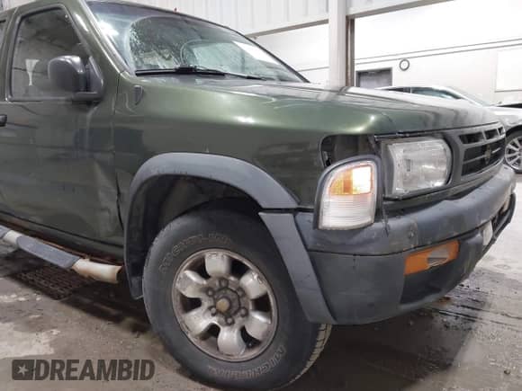 1997 Nissan Pathfinder XE z VIN JN8AR05Y6VW115803, wystawiony jako IAAI lot #43415877 z przebiegiem 169 434 mil mil oraz . Historia ofert i sprzedaży dostępna na DreamBid. Obrazek 6.