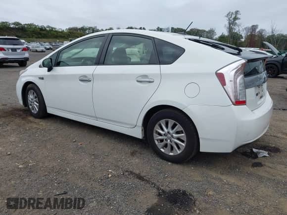 2012 Toyota Prius with VIN JTDKN3DP9C3003744, listed as a IAAI auction lot 43283033 with 188,681 mi miles and . Bid and sale history available at DreamBid. Image 3.