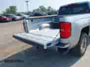 2015 Chevrolet Silverado 1500 LT с VIN 1GCRCREC5FZ327973, выставлен на аукционе IAAI как лот 42477182 с пробегом 167 220 миль миль и . История ставок и продаж доступна на DreamBid. Изображение 17.