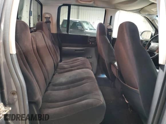 2002 Dodge Dakota Sport с VIN 1B7HG38N02S587775, выставлен на аукционе Copart как лот 53423675 с пробегом 188 900 миль миль и Списание • Salvage title. История ставок и продаж доступна на DreamBid. Изображение 10.