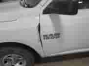 2017 Ram 1500 Tradesman с VIN 1C6RR6FG4HS639056, выставлен на аукционе IAAI как лот 41561826 с пробегом 49 291 миль миль и . История ставок и продаж доступна на DreamBid. Изображение 6.