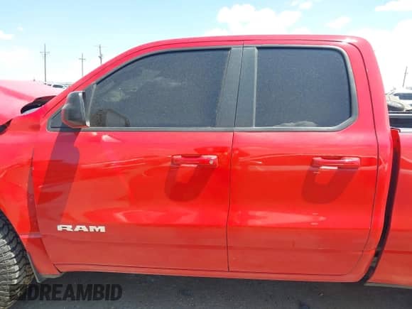 2022 Ram 1500 Big Horn z VIN 1C6RREBT0NN272910, wystawiony jako IAAI lot #43031508 z przebiegiem 87 802 mil mil oraz . Historia ofert i sprzedaży dostępna na DreamBid. Obrazek 14.