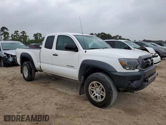 2015 Toyota Tacoma PreRunner with VIN 5TFTX4GN6FX038916, listed as a Copart auction lot 54356155 with 132,388 mi miles and Clean title. Bid and sale history available at DreamBid. Image 4.