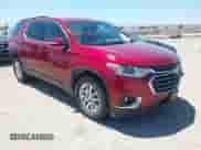 2019 Chevrolet Traverse LT z VIN 1GNEVHKW3KJ159672, wystawiony jako IAAI lot #42064736 z przebiegiem 82 809 mil mil oraz . Historia ofert i sprzedaży dostępna na DreamBid. Obrazek 1.