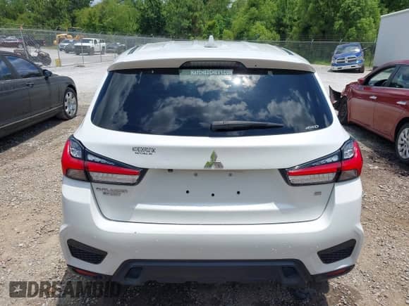 2021 Mitsubishi Outlander ES z VIN JA4ARUAUXMU019523, wystawiony jako IAAI lot #42336090 z przebiegiem 62 633 mil mil oraz . Historia ofert i sprzedaży dostępna na DreamBid. Obrazek 16.