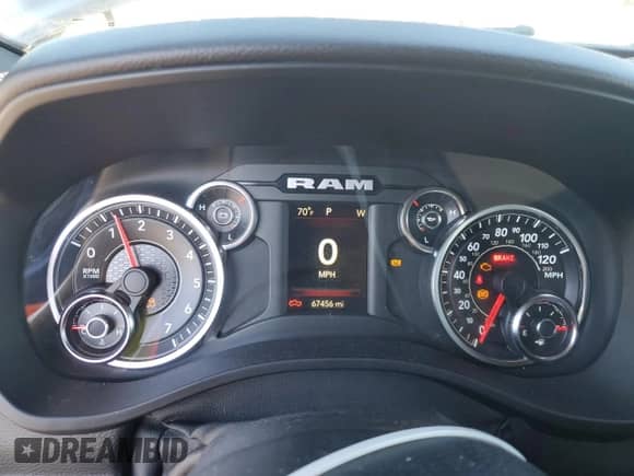 2021 Ram 1500 Big Horn z VIN 1C6RRFFG4MN602341, wystawiony jako Copart lot #86745275 z przebiegiem 67 456 mil mil oraz Szkoda całkowita • Salvage title. Historia ofert i sprzedaży dostępna na DreamBid. Obrazek 9.