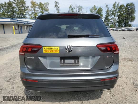 2020 Volkswagen Tiguan S с VIN 3VV0B7AX9LM088368, выставлен на аукционе Copart как лот 70781905 с пробегом 76 891 миль миль и Списание • Salvage title. История ставок и продаж доступна на DreamBid. Изображение 6.