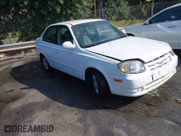 2005 Hyundai Accent GLS with VIN KMHCG45C85U598336, listed as a IAAI auction lot 43220019 with 183,370 mi miles and . Bid and sale history available at DreamBid. Image 1.