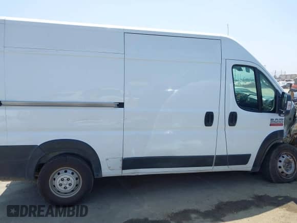 2019 Ram ProMaster Cargo с VIN 3C6TRVCG2KE530979, выставлен на аукционе IAAI как лот 42651923 с пробегом 104 841 миль миль и . История ставок и продаж доступна на DreamBid. Изображение 13.