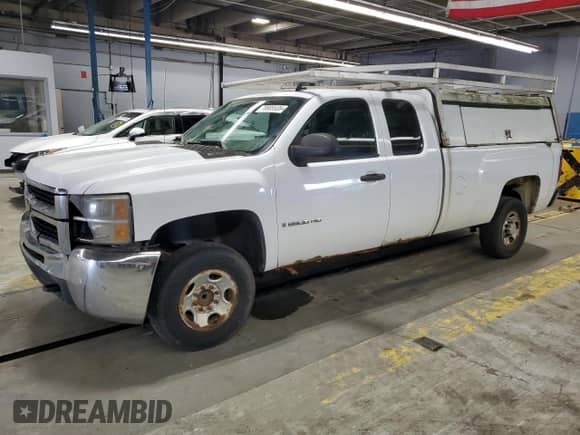2007 Chevrolet Silverado 2500HD Work Truck с VIN 1GCHC29K27E577801, выставлен на аукционе Copart как лот 70905535 с пробегом Не указан миль и Чистый • Clean title. История ставок и продаж доступна на DreamBid. Изображение 1.
