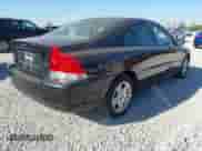 2006 Volvo S60 2.5L Turbo с VIN YV1RS592362555938, выставлен на аукционе IAAI как лот 43340821 с пробегом 188 250 миль миль и . История ставок и продаж доступна на DreamBid. Изображение 4.