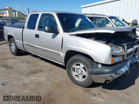 2004 Chevrolet Silverado 1500 LS с VIN 2GCEC19TX41341593, выставлен на аукционе IAAI как лот 42887375 с пробегом 236 076 миль миль и . История ставок и продаж доступна на DreamBid. Изображение 1.