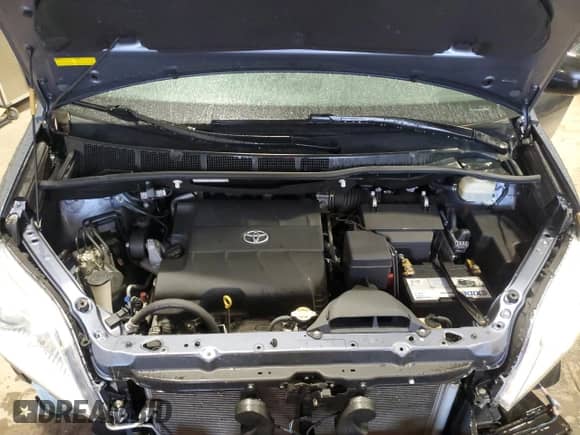 2015 Toyota Sienna L with VIN 5TDZK3DC6FS644020, listed as a Copart auction lot 47598085 with 115,147 mi miles and Salvage title. Bid and sale history available at DreamBid. Image 12.