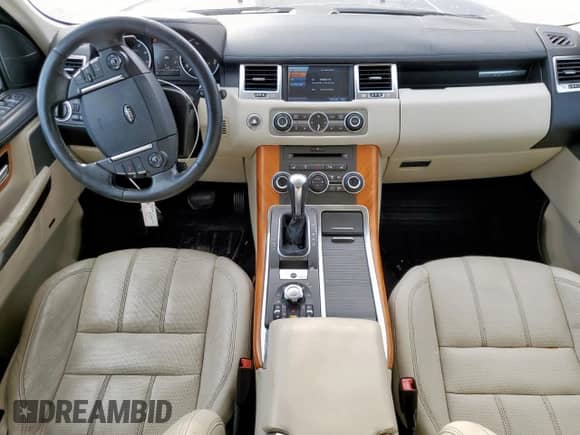 2011 Land Rover Range Rover Sport SC z VIN SALSH2E46BA705867, wystawiony jako Copart lot #82161485 z przebiegiem 207 596 mil mil oraz Szkoda całkowita • Salvage title. Historia ofert i sprzedaży dostępna na DreamBid. Obrazek 8.