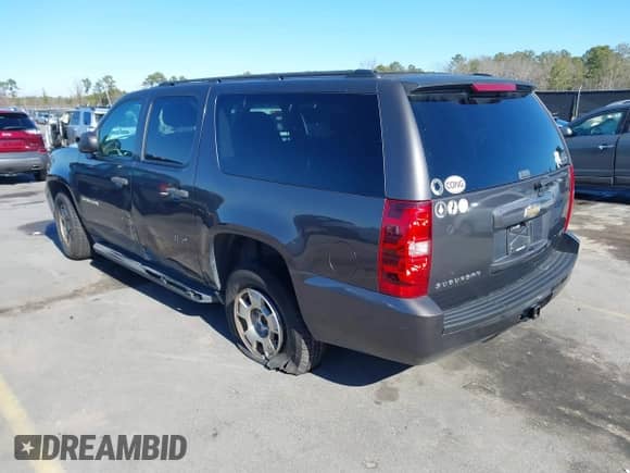 2010 Chevrolet Suburban LS с VIN 1GNUCHE07AR125498, выставлен на аукционе IAAI как лот 41427576 с пробегом 266 150 миль миль и . История ставок и продаж доступна на DreamBid. Изображение 3.