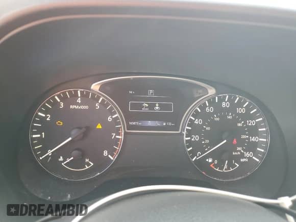 2019 Nissan Pathfinder S z VIN 5N1DR2MN4KC637382, wystawiony jako Copart lot #84215955 z przebiegiem 165 873 mil mil oraz Szkoda całkowita • Salvage title. Historia ofert i sprzedaży dostępna na DreamBid. Obrazek 9.