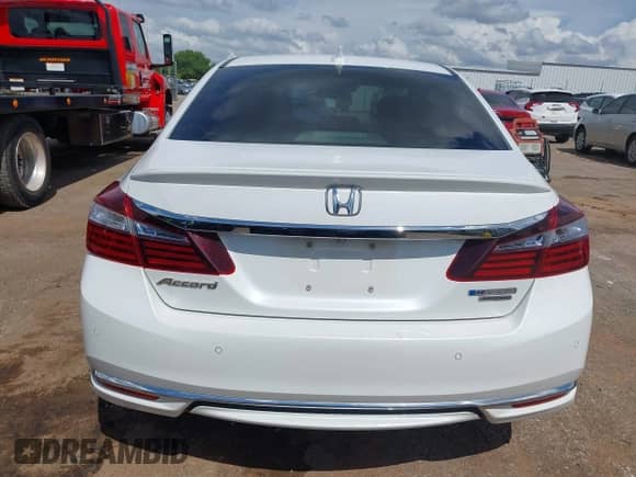 2017 Honda Accord Touring with VIN JHMCR6F72HC027123, listed as a IAAI auction lot 42606107 with 150,861 mi miles and . Bid and sale history available at DreamBid. Image 17.