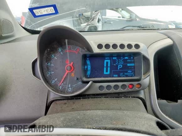 2015 Chevrolet Sonic LT with VIN 1G1JC5SHXF4157086, listed as a Copart auction lot 81897835 with 162,985 mi miles and Salvage title. Bid and sale history available at DreamBid. Image 9.