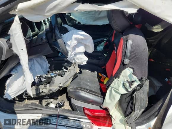 2018 Ford Mustang GT z VIN 1FA6P8CF2J5124916, wystawiony jako Copart lot #71857715 z przebiegiem 109 445 mil mil oraz Szkoda całkowita • Salvage title. Historia ofert i sprzedaży dostępna na DreamBid. Obrazek 7.