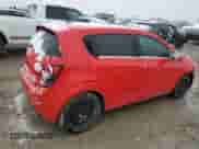 2014 Chevrolet Sonic LT с VIN 1G1JD6SB1E4198722, выставлен на аукционе Copart как лот 46170975 с пробегом 121 067 миль миль и Чистый • Clean title. История ставок и продаж доступна на DreamBid. Изображение 3.