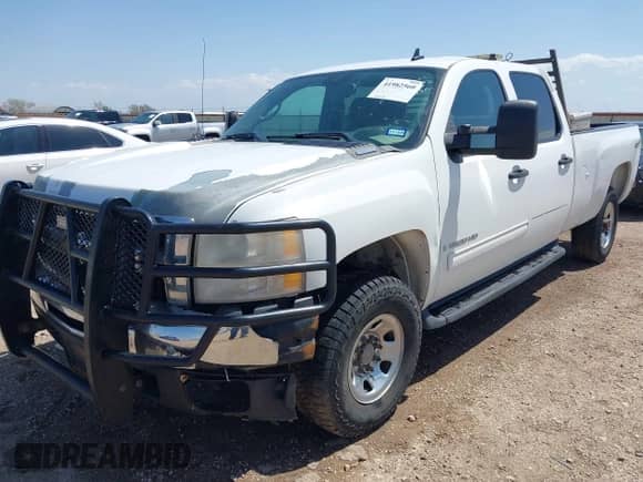 2009 Chevrolet Silverado 3500HD с VIN 1GBHK83699F159061, выставлен на аукционе IAAI как лот 41982560 с пробегом 352 309 миль миль и . История ставок и продаж доступна на DreamBid. Изображение 6.