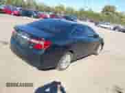 2013 Toyota Camry LE z VIN 4T1BD1FK8DU083389, wystawiony jako IAAI lot #43500060 z przebiegiem 201 004 mil mil oraz . Historia ofert i sprzedaży dostępna na DreamBid. Obrazek 4.