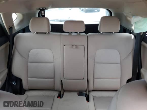 2016 Hyundai Tucson SE with VIN KM8J33A41GU209227, listed as a Copart auction lot 84704655 with 112,495 mi miles and Clean title. Bid and sale history available at DreamBid. Image 10.