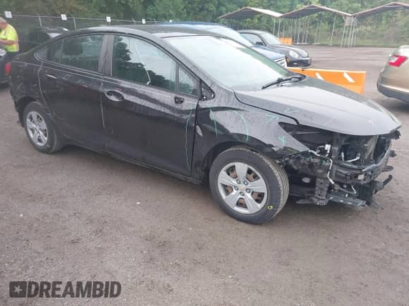 2018 Chevrolet Cruze LS с VIN 1G1BC5SM1J7104818, выставлен на аукционе IAAI как лот 43280118 с пробегом 88 202 миль миль и . История ставок и продаж доступна на DreamBid. Изображение 1.