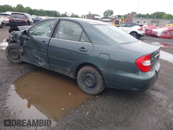 2004 Toyota Camry LE with VIN 4T1BE32K44U378150, listed as a IAAI auction lot 42875254 with 234,913 mi miles and . Bid and sale history available at DreamBid. Image 3.
