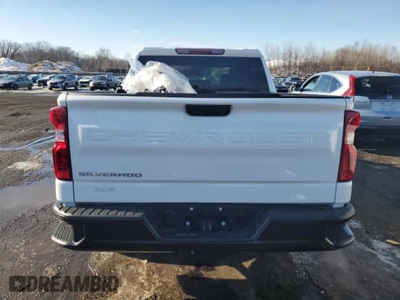 2024 Chevrolet Silverado 1500 Work Truck z VIN 3GCPDAEK6RG308169, wystawiony jako Copart lot #89408665 z przebiegiem 530 mil mil oraz Szkoda całkowita • Salvage title. Historia ofert i sprzedaży dostępna na DreamBid. Obrazek 6.
