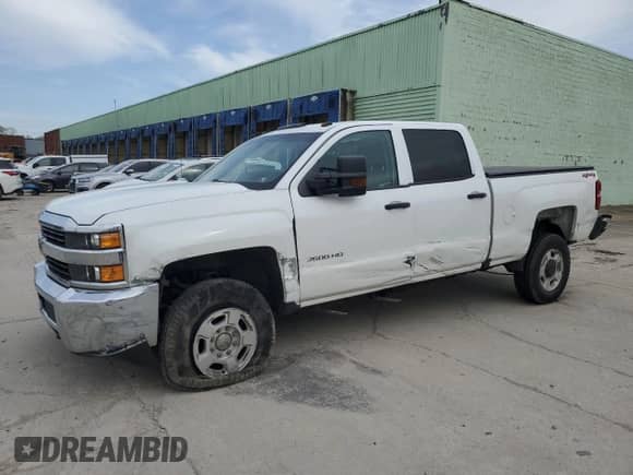 2019 Chevrolet Silverado 2500HD Work Truck z VIN 1GC1KREG7KF227727, wystawiony jako Copart lot #53440745 z przebiegiem 103 013 mil mil oraz Szkoda całkowita • Salvage title. Historia ofert i sprzedaży dostępna na DreamBid. Obrazek 1.