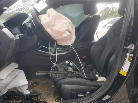 2020 BMW 3 Series 330i with VIN 3MW5R1J03L8B08166, listed as a Copart auction lot 82378265 with Not provided miles and Non repairable. Bid and sale history available at DreamBid. Image 7.