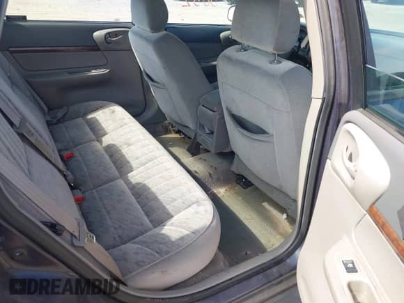 2000 Chevrolet Impala с VIN 2G1WF55E6Y9217105, выставлен на аукционе IAAI как лот 42683032 с пробегом Не указан миль и . История ставок и продаж доступна на DreamBid. Изображение 8.
