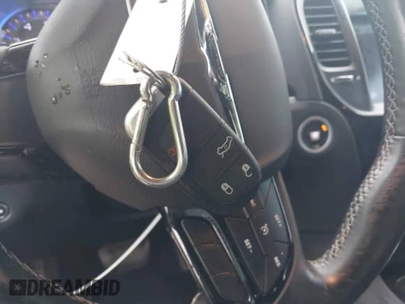 2018 Chrysler 300 S с VIN 2C3CCAGG9JH165415, выставлен на аукционе IAAI как лот 41336125 с пробегом 86 566 миль миль и . История ставок и продаж доступна на DreamBid. Изображение 11.