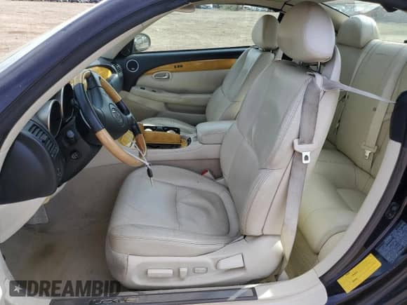 2004 Lexus SC 430 with VIN JTHFN48Y640056039, listed as a Copart auction lot 48590735 with 117,295 mi miles and Salvage title. Bid and sale history available at DreamBid. Image 7.