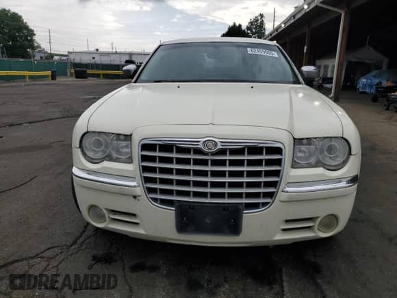 2005 Chrysler 300 300C AWD with VIN 2C3JK63H65H662210, listed as a Copart auction lot 62459005 with 169,270 mi miles and Non repairable. Bid and sale history available at DreamBid. Image 5.