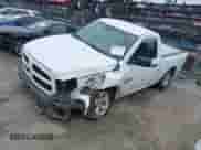 2019 Ram 1500 Express z VIN 3C6JR6AG4KG500855, wystawiony jako IAAI lot #43164741 z przebiegiem 94 479 mil mil oraz . Historia ofert i sprzedaży dostępna na DreamBid. Obrazek 17.