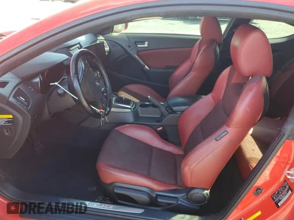 2013 Hyundai Genesis Coupe R-Spec with VIN KMHHT6KD1DU109932, listed as a Copart auction lot 45451385 with 101,971 mi miles and Salvage title. Bid and sale history available at DreamBid. Image 7.