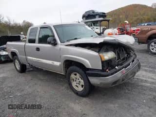 2004 Chevrolet Silverado 1500 LS with VIN 1GCEK19T34E240865, listed as a IAAI auction lot 43522586 with 194,384 mi miles and . Bid and sale history available at DreamBid. Image 1.