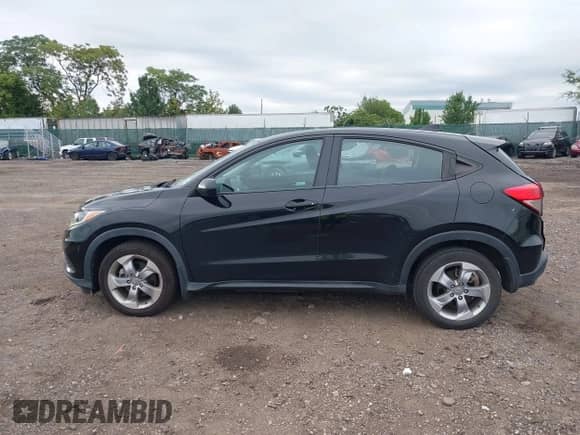 2020 Honda HR-V LX z VIN 3CZRU6H36LG701892, wystawiony jako IAAI lot #43007826 z przebiegiem 137 503 mil mil oraz . Historia ofert i sprzedaży dostępna na DreamBid. Obrazek 14.