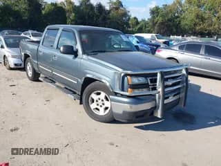 2007 Chevrolet Silverado 1500 LS с VIN 2GCEC13V671172039, выставлен на аукционе IAAI как лот 43392842 с пробегом 203 017 миль миль и . История ставок и продаж доступна на DreamBid. Изображение 1.